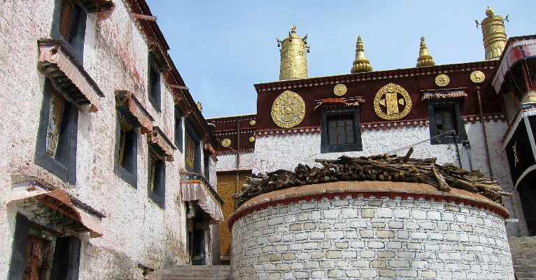 Monasterio de Drepung